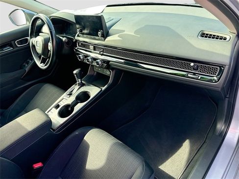Used 2022 Honda Civic EX image 26