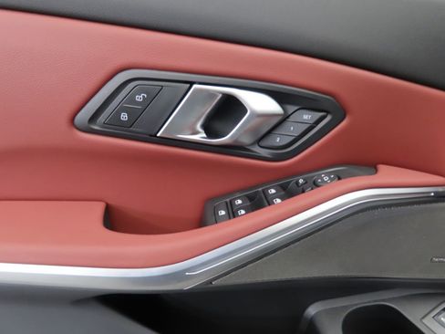 New 2026 BMW 330i Sedan w/ M Sport Package image 22