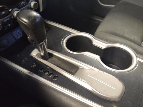 Used 2019 Nissan Pathfinder SV FWD image 26