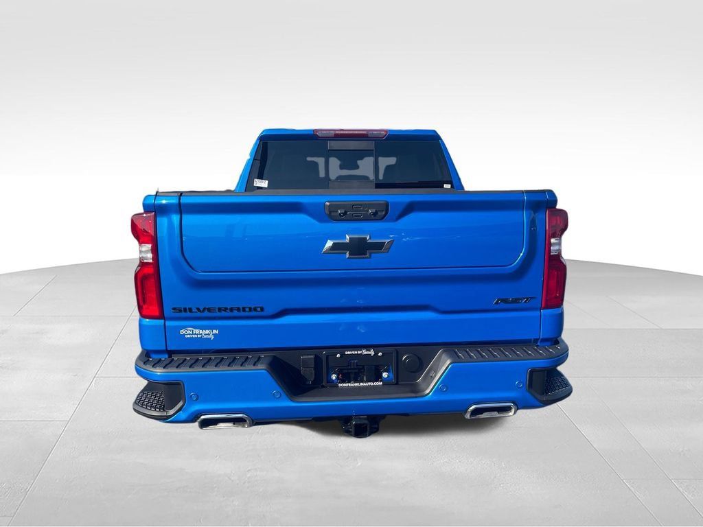 Used 2025 Chevrolet Silverado 1500 RST AWD/4WD image 4