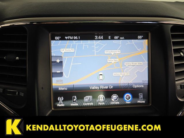 Used 2017 Jeep Grand Cherokee Limited w/ Luxury Group II AWD/4WD image 18