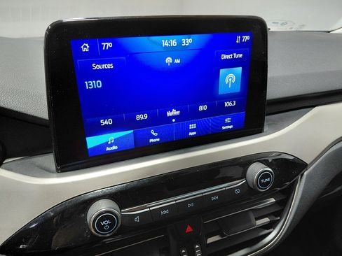 Certified 2022 Ford Escape SE w/ SE Sport Appearance Package image 31