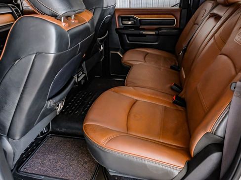 Used 2019 RAM 3500 Limited image 35