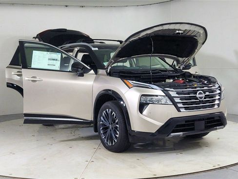 New 2026 Nissan Rogue Platinum w/ Platinum Premium Package image 9