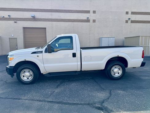 Used 2013 Ford F250 XL RWD image 4