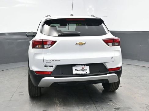 Used 2021 Chevrolet TrailBlazer LT w/ Convenience Package AWD/4WD image 5