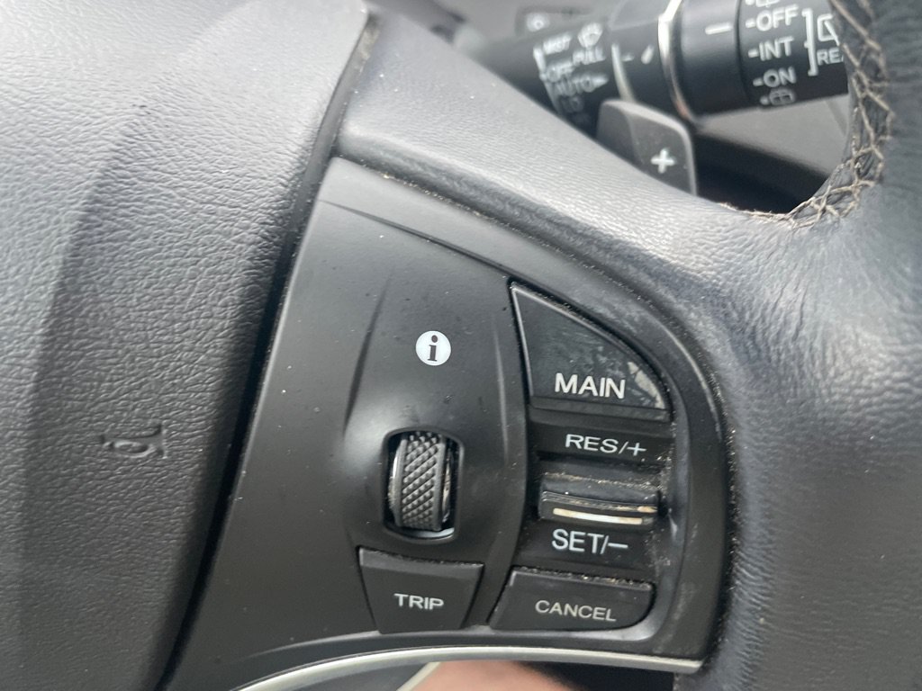 Used 2016 Acura MDX w/ Technology Package FWD image 23