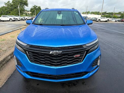 Used 2024 Chevrolet Equinox RS FWD image 2