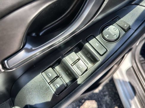 Used 2020 Hyundai Elantra GT N Line FWD image 15