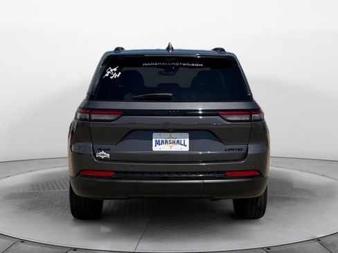 Used 2023 Jeep Grand Cherokee Limited w/ Luxury Tech Group II AWD/4WD image 4