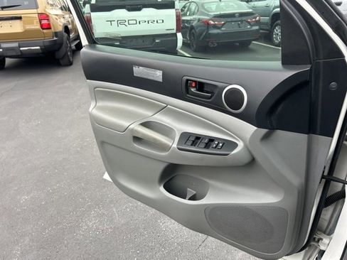 Used 2013 Toyota Tacoma 4x4 Double Cab w/ TRD Off-Road Pkg image 24