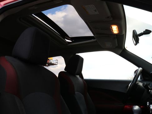 Used 2015 Nissan Juke SV w/ Cold Weather Package image 44