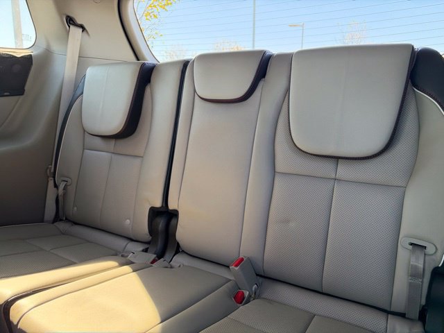 Used 2020 Kia Sedona EX FWD image 30