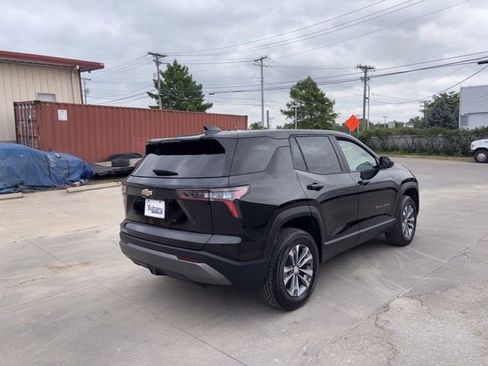 Used 2026 Chevrolet Equinox LT FWD image 7