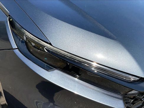 Used 2024 Honda CR-V Sport image 27