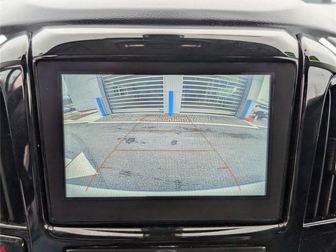 Used 2018 Chevrolet Traverse LT image 29