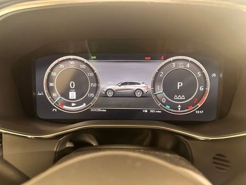 New 2026 Jaguar F-PACE R-Dynamic S image 32