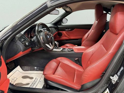 Used 2016 BMW Z4 sDrive28i RWD image 16