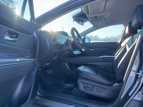 Used 2025 Nissan Murano SV image 12