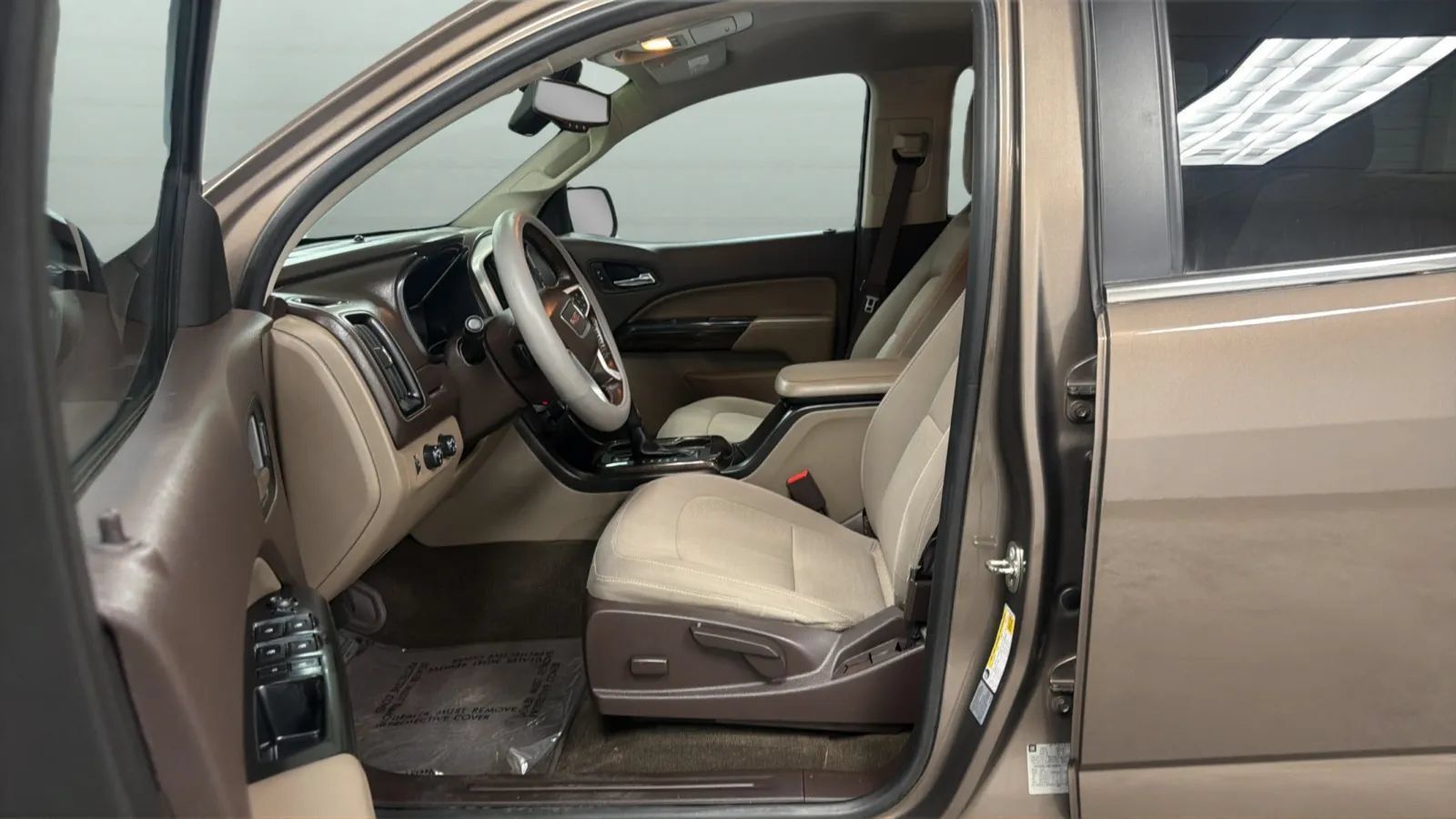 Used 2016 GMC Canyon SLE AWD/4WD image 20