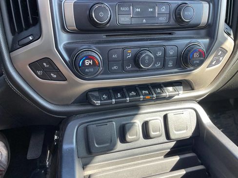 Used 2015 GMC Sierra 3500 Denali w/ Duramax Plus Package image 37