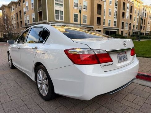 Used 2015 Honda Accord EX image 10