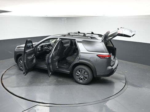 New 2026 Nissan Pathfinder SV image 42