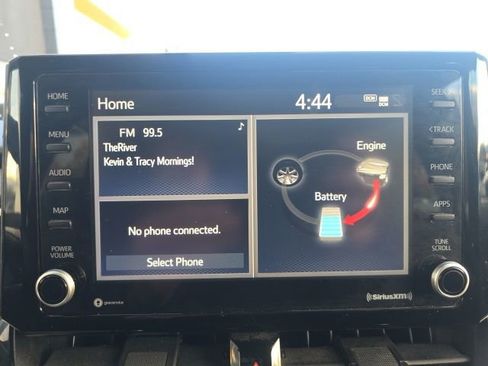 Used 2022 Toyota Corolla LE image 18