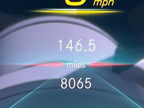 Used 2022 Mercedes-Benz E 450 Coupe image 7