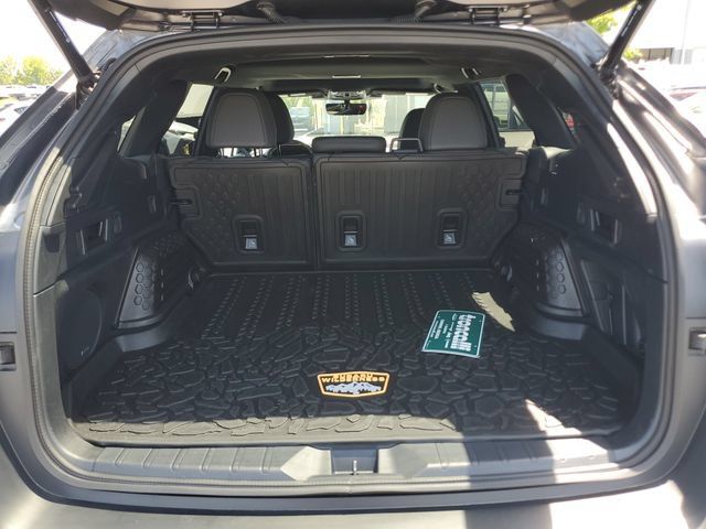 Certified 2025 Subaru Outback Wilderness AWD/4WD image 9