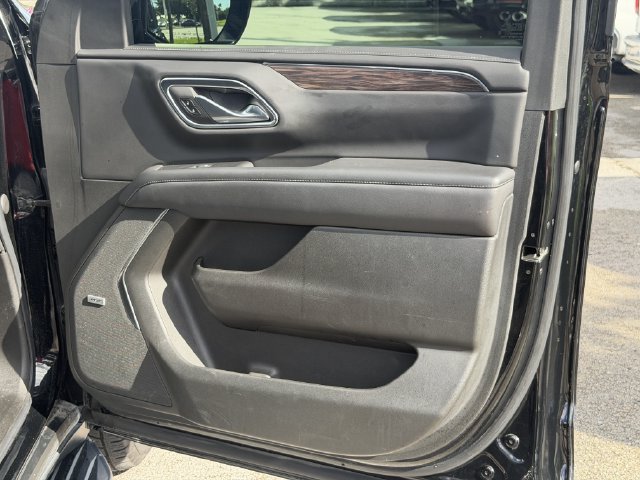 Used 2022 Chevrolet Tahoe LT w/ Luxury Package AWD/4WD image 36