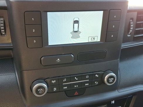 Used 2023 Ford Explorer 4WD Police Interceptor image 13