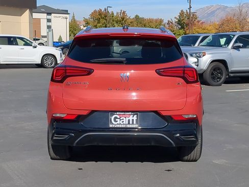 Used 2024 Buick Encore GX Sport Touring image 5