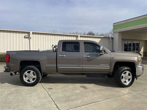 Used 2015 Chevrolet Silverado 2500 LTZ w/ Duramax Plus Package image 2