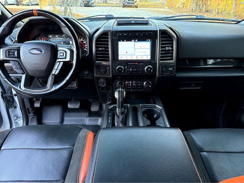 Used 2018 Ford F150 Raptor w/ Equipment Group 802A Luxury image 4