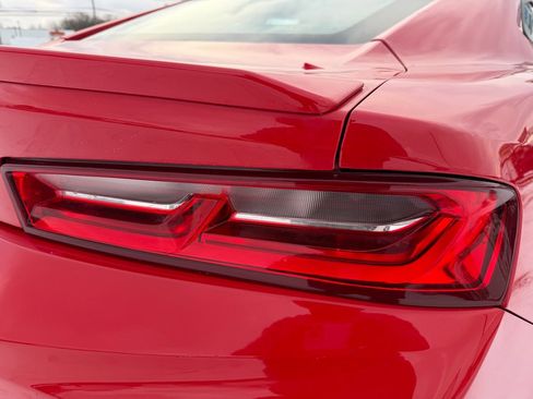 Used 2018 Chevrolet Camaro LT w/ RS Package image 36