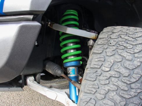 Used 2017 Ford F150 Raptor w/ Equipment Group 802A Luxury image 48