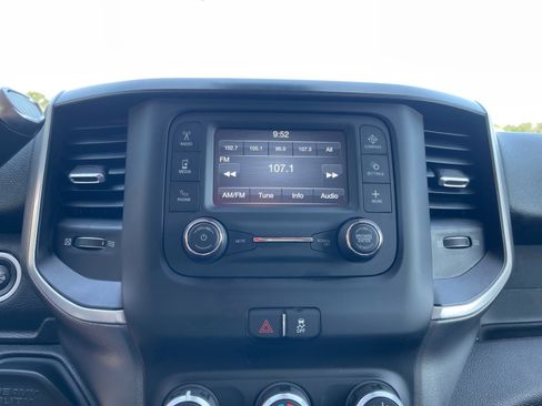 Used 2019 RAM 2500 Big Horn AWD/4WD image 5