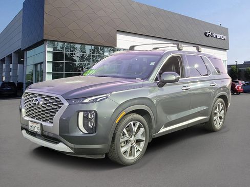 Used 2022 Hyundai Palisade SEL w/ 8P Bench Seat Package image 3