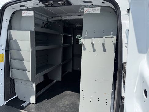 Used 2023 Ford Transit Connect XL FWD image 11