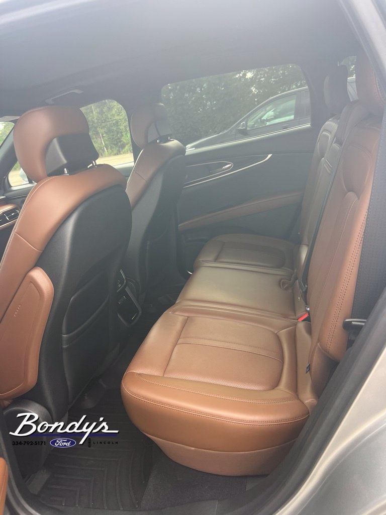 Used 2023 Lincoln Nautilus Reserve w/ Equipment Group 201A AWD/4WD image 6