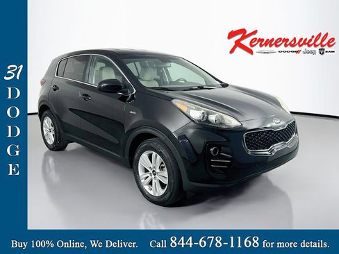 Used 2017 Kia Sportage LX AWD/4WD image 1