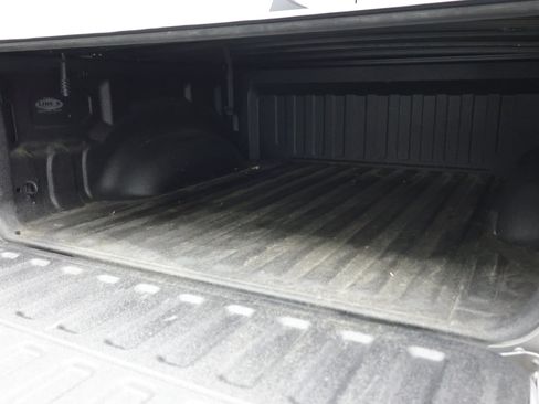 Used 2019 RAM 1500 Laramie RWD image 39
