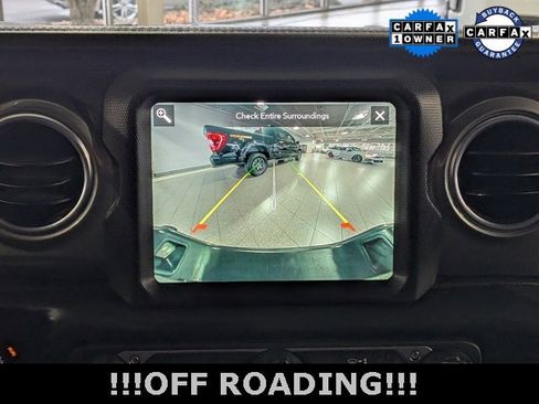 Used 2022 Jeep Gladiator Overland w/ Trailer Tow Package image 32