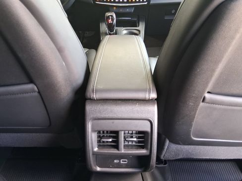Used 2025 Cadillac XT4 Premium Luxury w/ LPO, Floor Liner Package FWD image 23