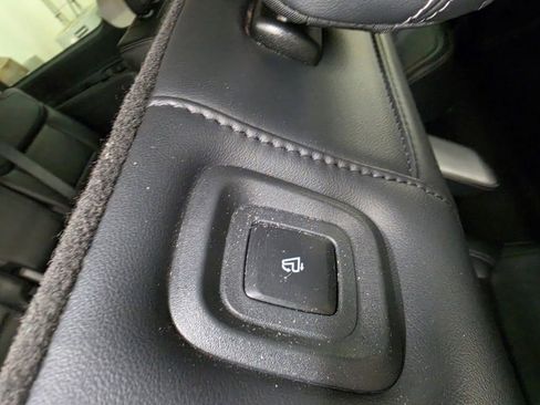 Used 2025 Ford Expedition Max Platinum AWD/4WD image 12