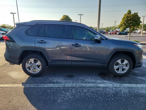 Used 2025 Toyota RAV4 XLE image 8