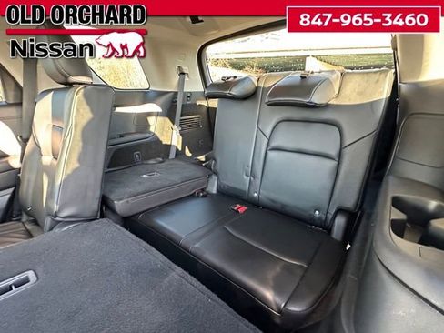 Used 2023 Nissan Pathfinder SL image 10