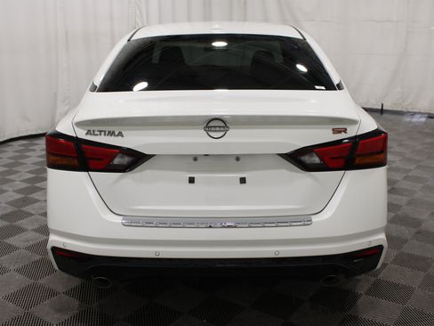 Used 2023 Nissan Altima 2.5 SR FWD image 28