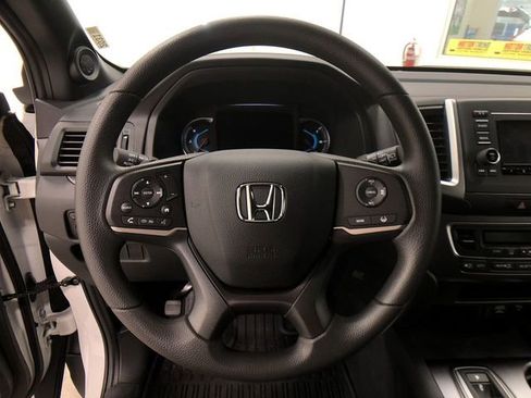 Used 2020 Honda Passport Sport image 16